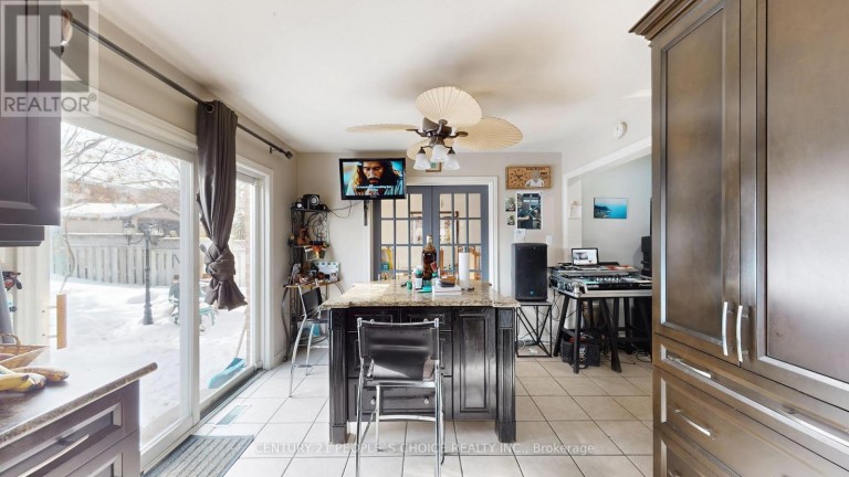 9 ROUGHLEY STREET, Bradford West Gwillimbury (Bradford), Ontario, L3Z3B2
