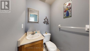 9 ROUGHLEY STREET Bradford West Gwillimbury (Bradford) Ontario photo 9