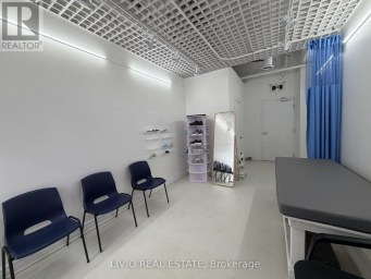 126B - 372 HWY 7 E Richmond Hill (Doncrest) Ontario photo 5