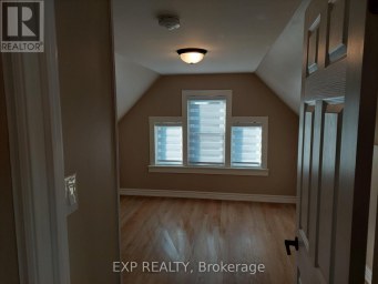 LOFT - 148 GIBSON AVENUE Hamilton (Gibson) Ontario photo 10