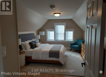 LOFT - 148 GIBSON AVENUE Hamilton (Gibson) Ontario photo 9