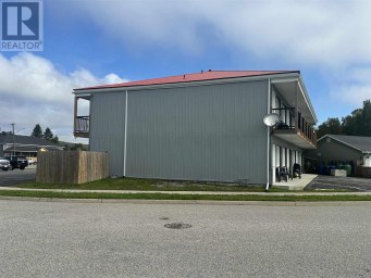 171 Mission RD Wawa Ontario photo 11