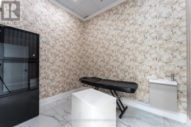 218 - 9737 YONGE STREET Richmond Hill (Harding) Ontario photo 17