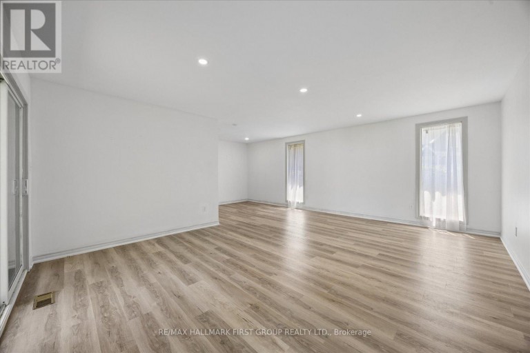 MAIN - 211 CASIMIR STREET, Scugog (Port Perry), Ontario, L9L1B7