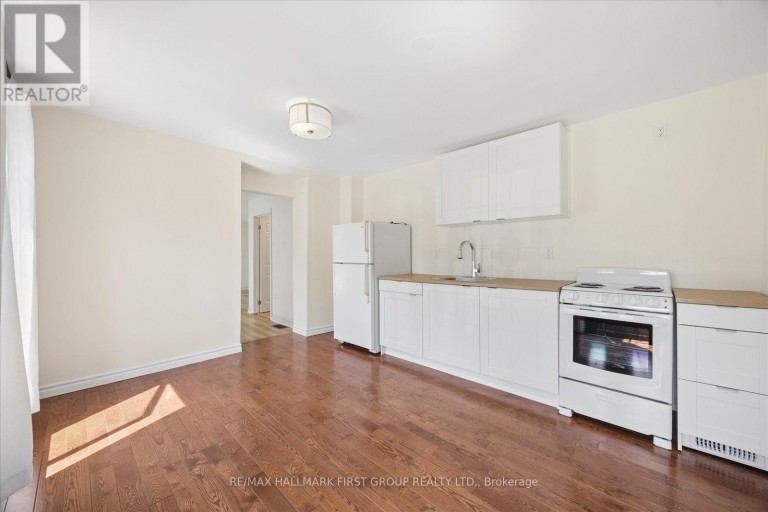 MAIN - 211 CASIMIR STREET, Scugog (Port Perry), Ontario, L9L1B7