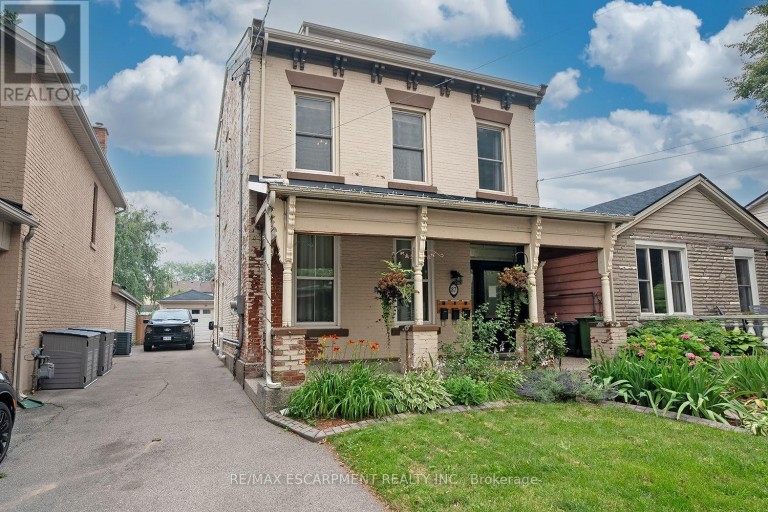 2 - 87 COLBOURNE STREET, Hamilton (Central), Ontario, L8R2G6