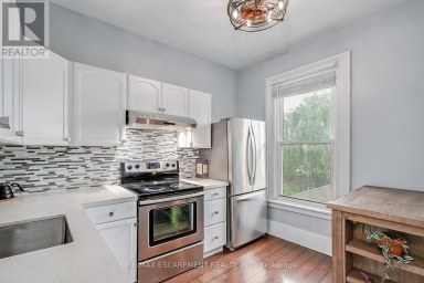 2 - 87 COLBOURNE STREET Hamilton (Central) Ontario photo 6