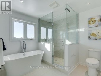 76 DANTE COURT Vaughan (East Woodbridge) Ontario photo 15
