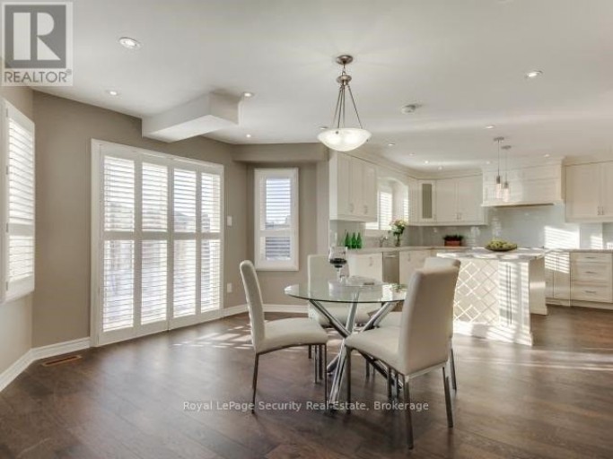 76 DANTE COURT, Vaughan (East Woodbridge), Ontario, L4L7X4
