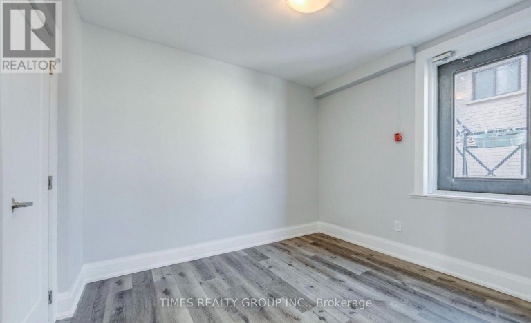 5 - 1480 DUNDAS STREET E, Toronto (South Riverdale), Ontario, M4M1S9