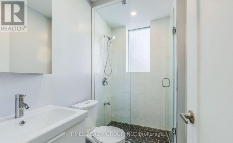 5 - 1480 DUNDAS STREET E, Toronto (South Riverdale), Ontario, M4M1S9