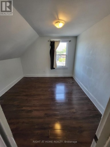 2 - 194 BEATRICE STREET, Toronto (Palmerston-Little Italy), Ontario, M6G3G1