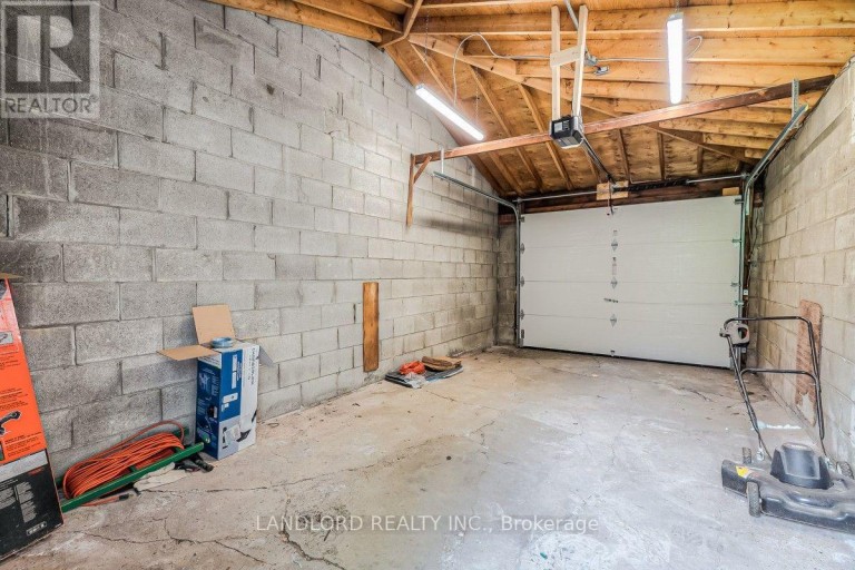 85 GREENLAW AVENUE, Toronto (Corso Italia-Davenport), Ontario, M6H3V8