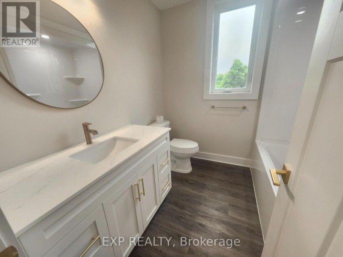 5 QUEEN STREET, North Grenville, Ontario, K0G1J0