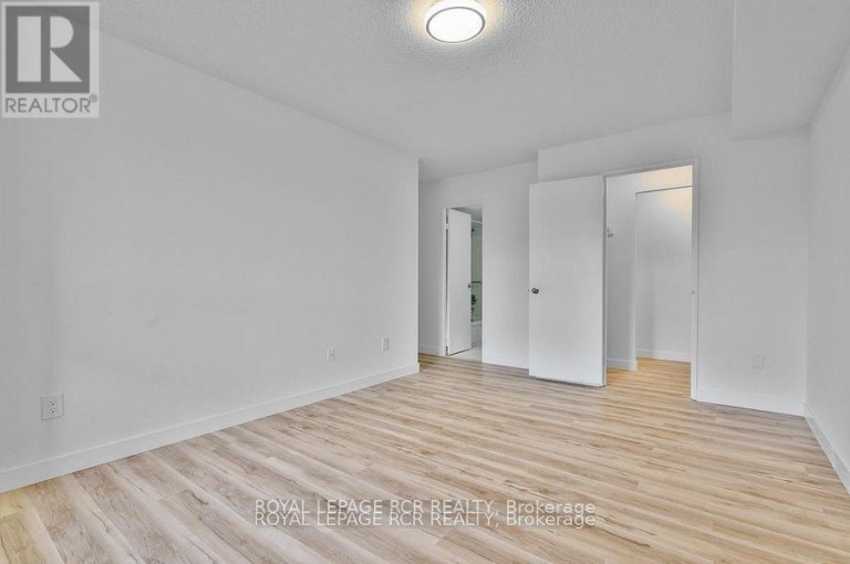 205 - 1535 LAKESHORE ROAD E, Mississauga (Lakeview), Ontario, L5E3E2