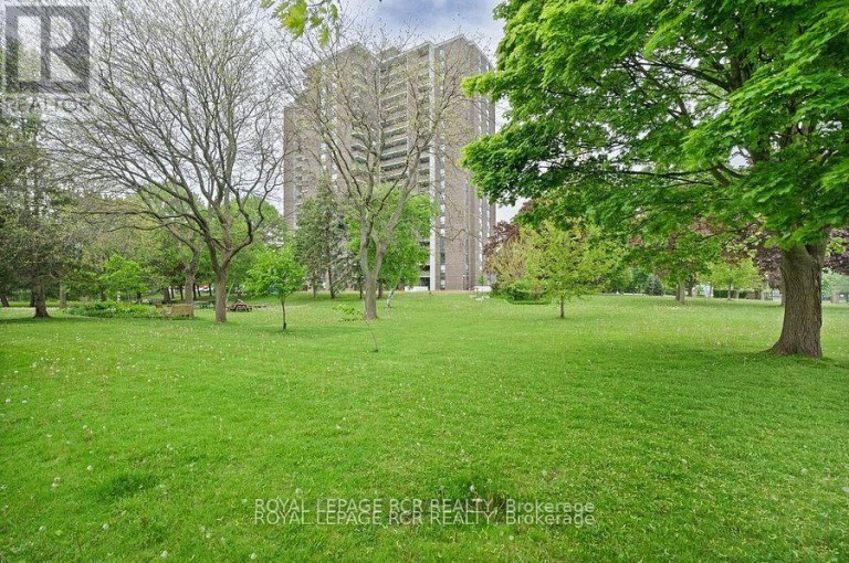 205 - 1535 LAKESHORE ROAD E, Mississauga (Lakeview), Ontario, L5E3E2