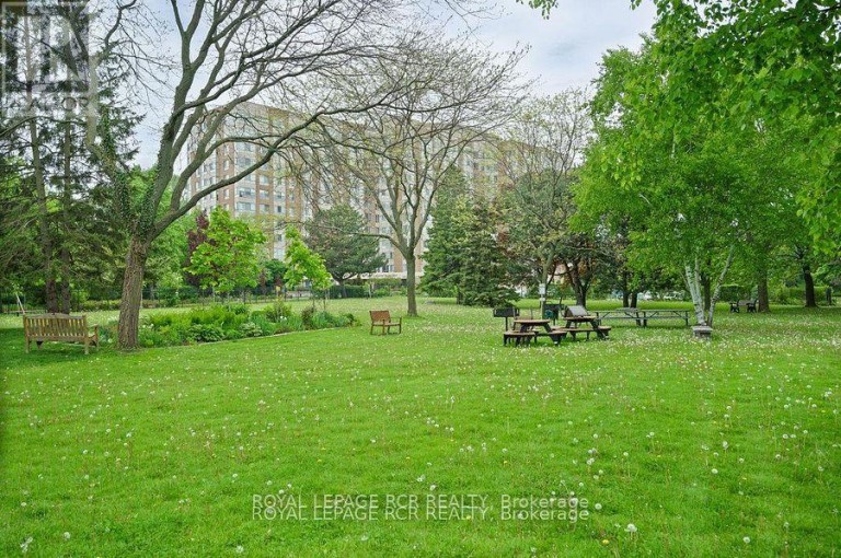 205 - 1535 LAKESHORE ROAD E, Mississauga (Lakeview), Ontario, L5E3E2