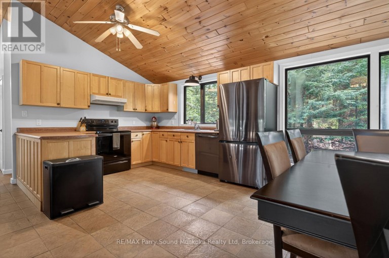 34 SILVER POINT DRIVE, Seguin, Ontario, P2W2W8