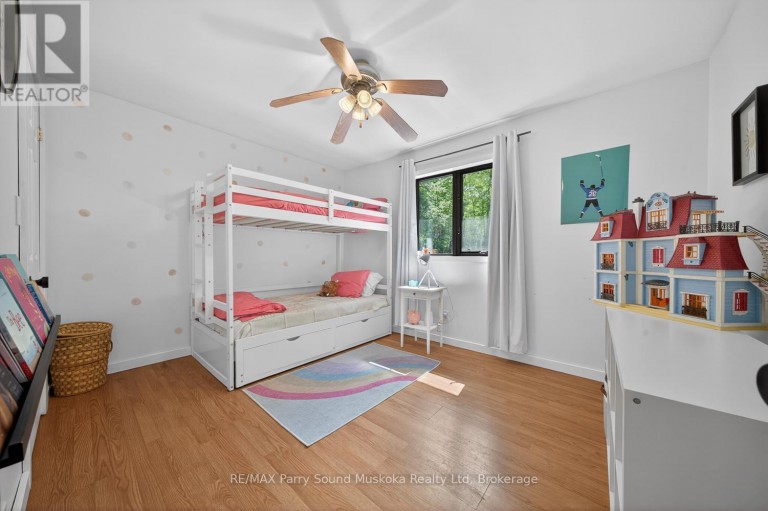 34 SILVER POINT DRIVE, Seguin, Ontario, P2W2W8