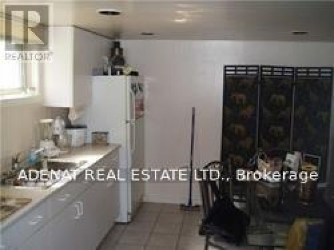 BSMT - 146 FAIRHOLME AVENUE, Toronto (Englemount-Lawrence), Ontario, M6B2X2
