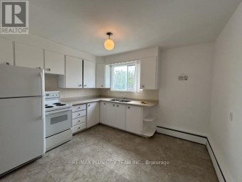 #02 - 164 WESTMOUNT STREET Oshawa (Vanier) Ontario photo 2