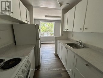 06 - 316 SAGUENAY AVENUE Oshawa (McLaughlin) Ontario photo 5