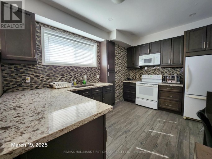 1 - 1400 DUNDAS STREET E, Whitby (Blue Grass Meadows), Ontario, L1N2K7