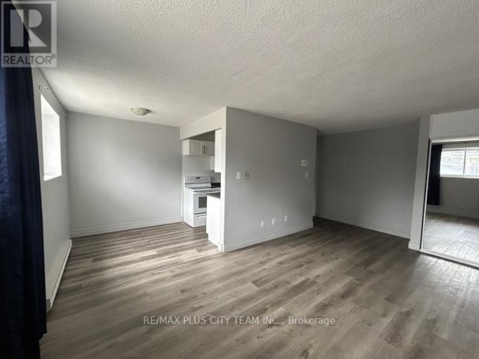 101 - 200 PARK ROAD, Oshawa (McLaughlin), Ontario, L1J4L8