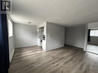 101 - 200 PARK ROAD Oshawa (McLaughlin) Ontario photo 3