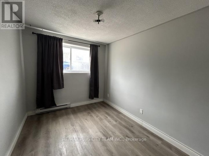 101 - 200 PARK ROAD, Oshawa (McLaughlin), Ontario, L1J4L8