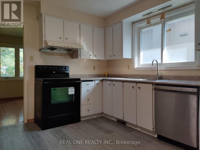 UPPER - 93 SOUTHDALE DRIVE, Markham (Bullock), Ontario, L3P1K1