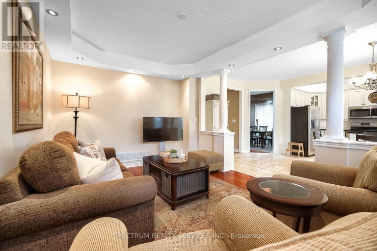 51 MONTEREY ROAD, Vaughan (Sonoma Heights), Ontario, L4H1W3