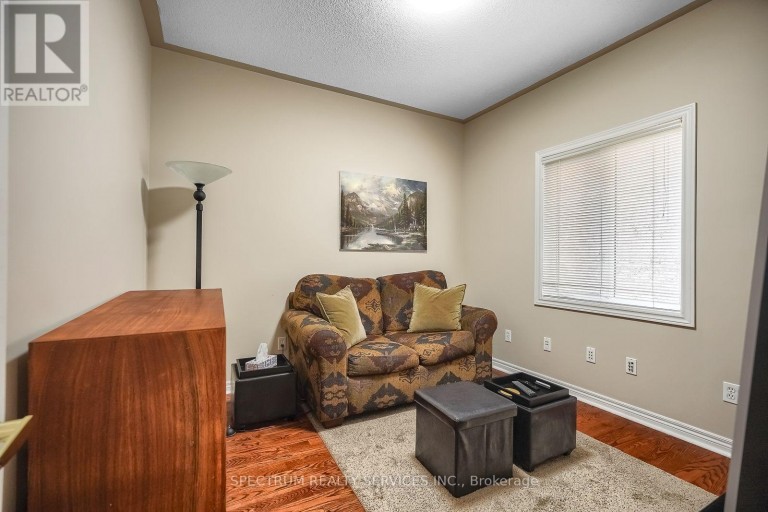 51 MONTEREY ROAD, Vaughan (Sonoma Heights), Ontario, L4H1W3