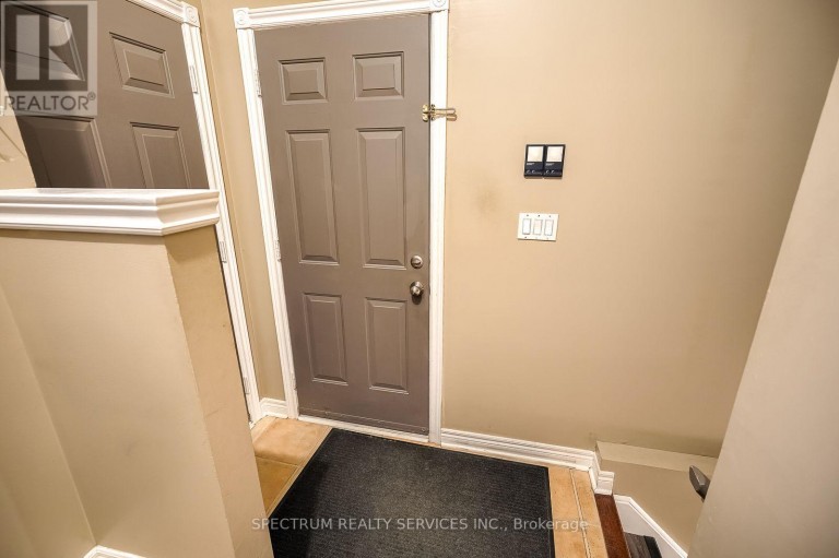51 MONTEREY ROAD, Vaughan (Sonoma Heights), Ontario, L4H1W3