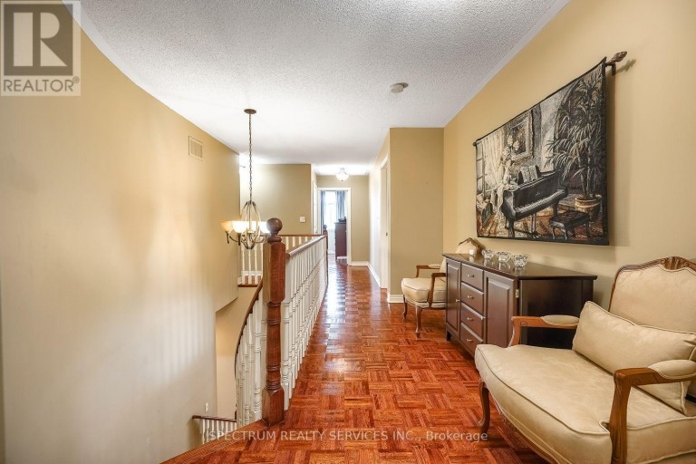51 MONTEREY ROAD, Vaughan (Sonoma Heights), Ontario, L4H1W3