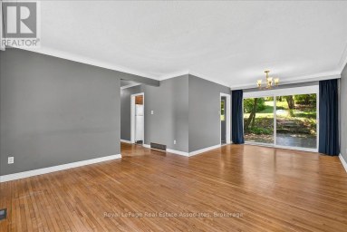 132 VISTA BOULEVARD Mississauga (Streetsville) Ontario photo 4