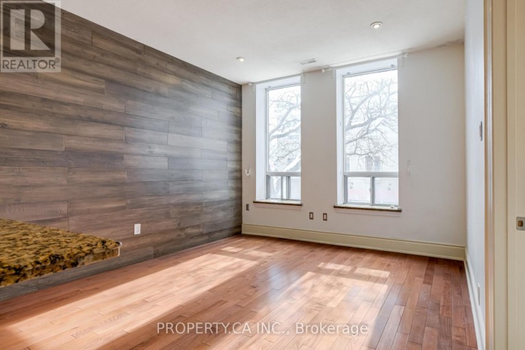 201 - 283 KING STREET E, Hamilton (Beasley), Ontario, L8N1B9