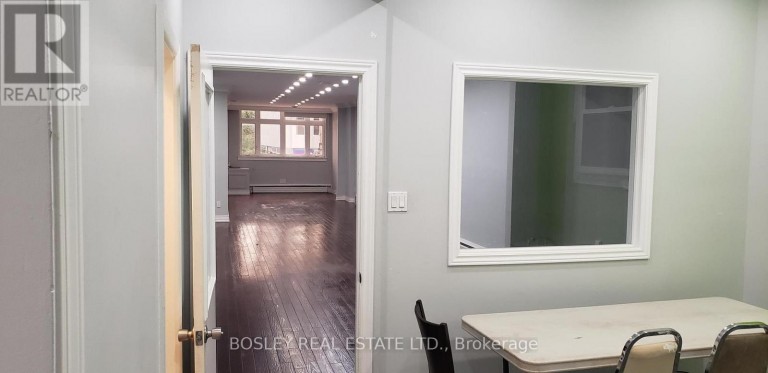 MAIN - 3310 YONGE STREET, Toronto (Lawrence Park North), Ontario, M4N2M4