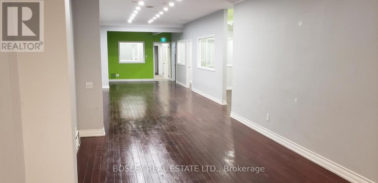 MAIN - 3310 YONGE STREET, Toronto (Lawrence Park North), Ontario, M4N2M4