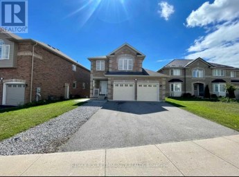 MAIN FLOOR - 1385 HUNTER STREET Innisfil (Alcona) Ontario photo 2