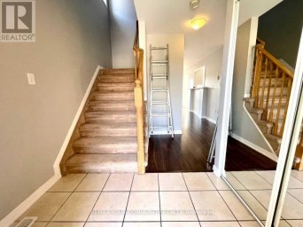 MAIN FLOOR - 1385 HUNTER STREET Innisfil (Alcona) Ontario photo 3