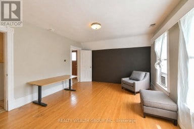 2 - 23 PENETANG STREET Orillia Ontario photo 24