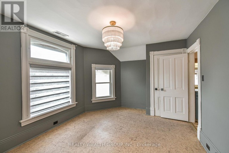 2 - 23 PENETANG STREET, Orillia, Ontario, L3V3N1