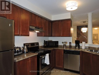 2453 BAINTREE CRESCENT Oakville (WM Westmount) Ontario photo 5