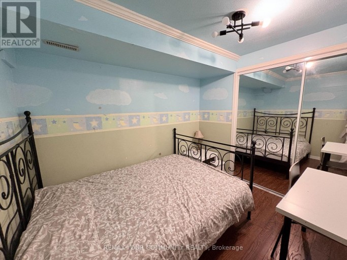 BASEMENT - 58 KING'S CROSS AVENUE, Richmond Hill (Bayview Hill), Ontario, L4B2S8