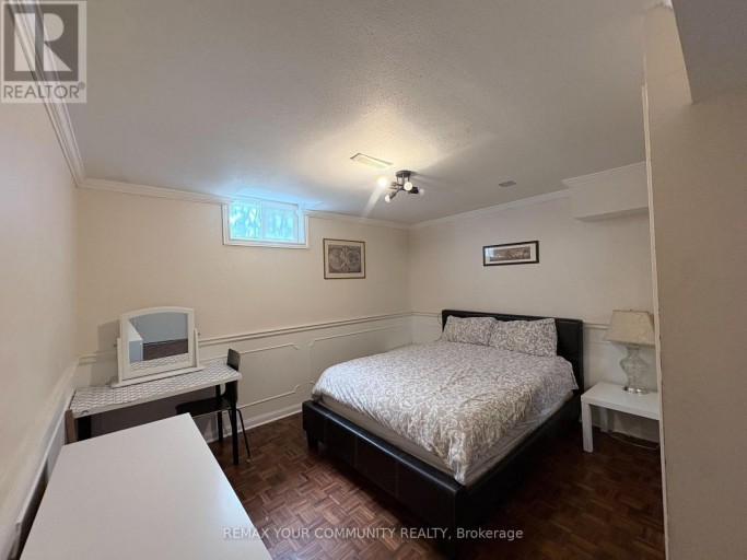 BASEMENT - 58 KING'S CROSS AVENUE, Richmond Hill (Bayview Hill), Ontario, L4B2S8
