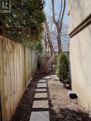 1 - 1186 ROYAL YORK ROAD, Toronto (Edenbridge-Humber Valley), Ontario, M9A4B3
