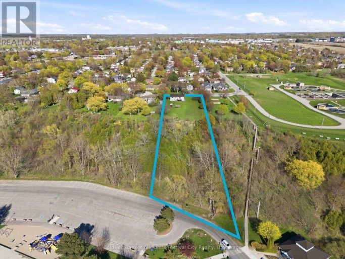 306 LAKESIDE DRIVE, Goderich (Goderich (Town)), Ontario, N7A3X7