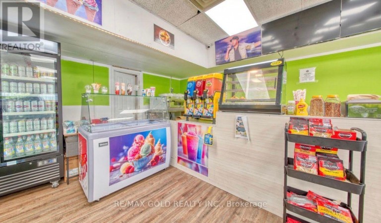 104 - 707 KENNEDY ROAD, Toronto (Kennedy Park), Ontario, M1K2C1