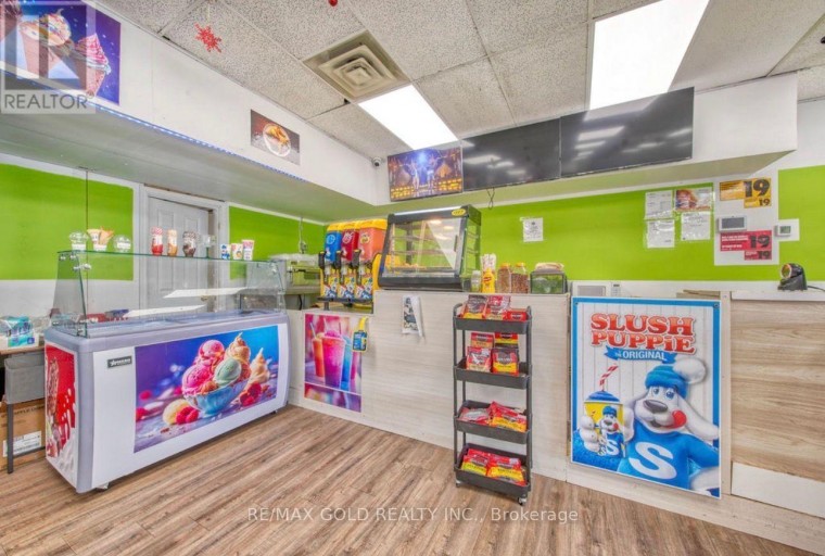 104 - 707 KENNEDY ROAD, Toronto (Kennedy Park), Ontario, M1K2C1